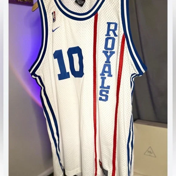 Royals 10 Jersey - Picture 12 of 13